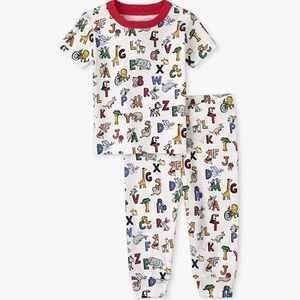 This sleepover is 100%cotton it's soft, it's unisex, it's from Children's place